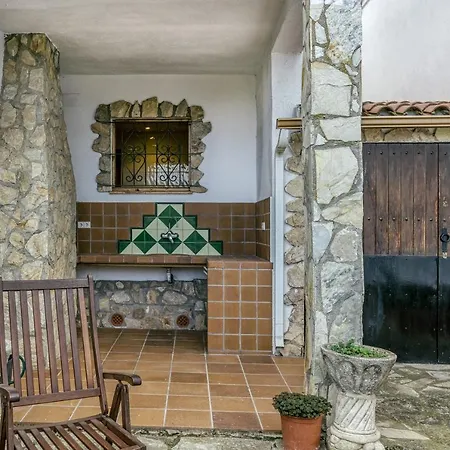 Olivera Villa *